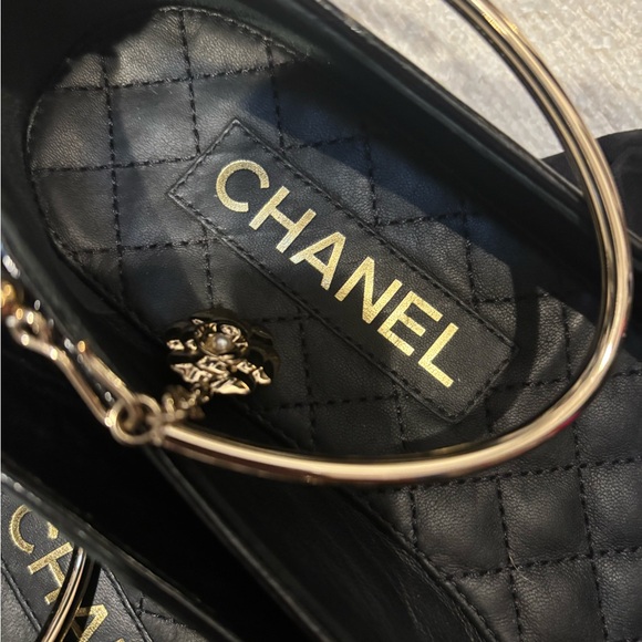 Chanel ballerina flats with ankle pearl chain - Picture 11 of 12